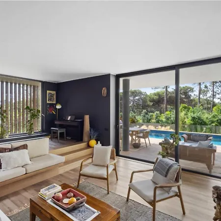 Olive - Design Retreat By The Lagoon